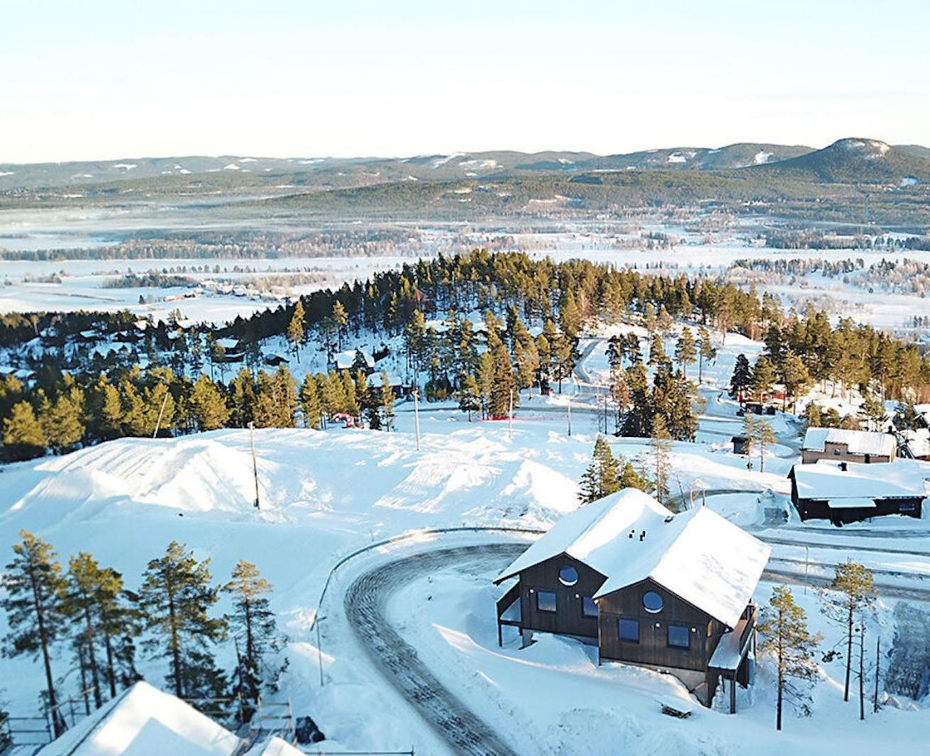 Toppvillan - Ski In - Ski Out - 200 M Till Toppen Och Cykelleder Järvsö Exterior foto